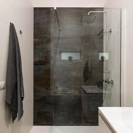 Murat Nelcuoredibari Apartamento